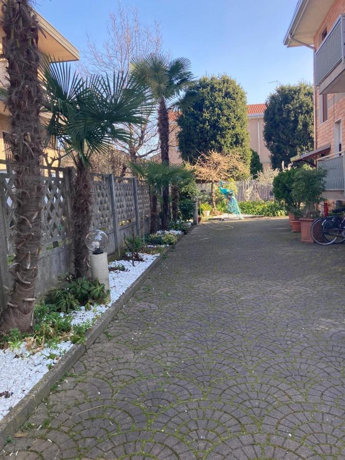 Casa Vacanza A Limbiate Exterior photo